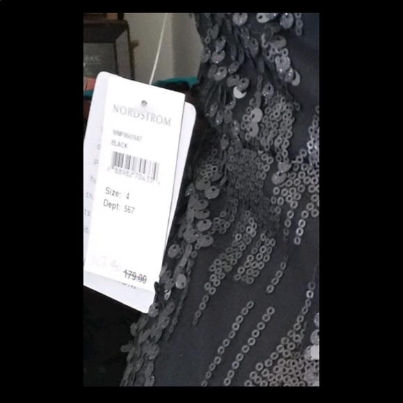 🖤 Wynne Black Sequin Short Choker Romper Playsuit New With Tag! - Picture 7 of 8